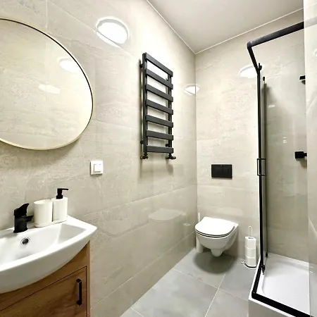 Проживание в семье Mmrent Heaven